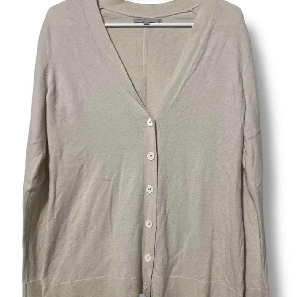 GAP Cream Cardigan Sweater V-Neck Knit
